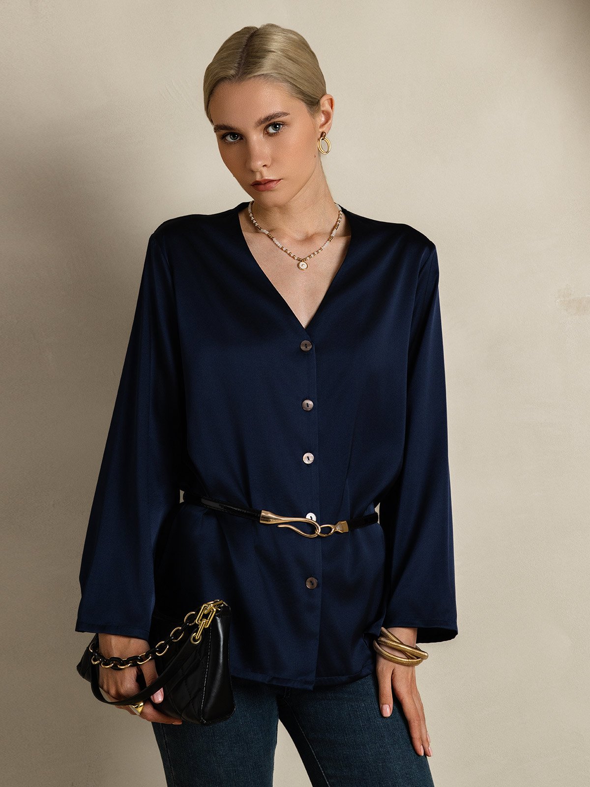 19Momme Seide Langärmelig V-Ausschnitt Hemd