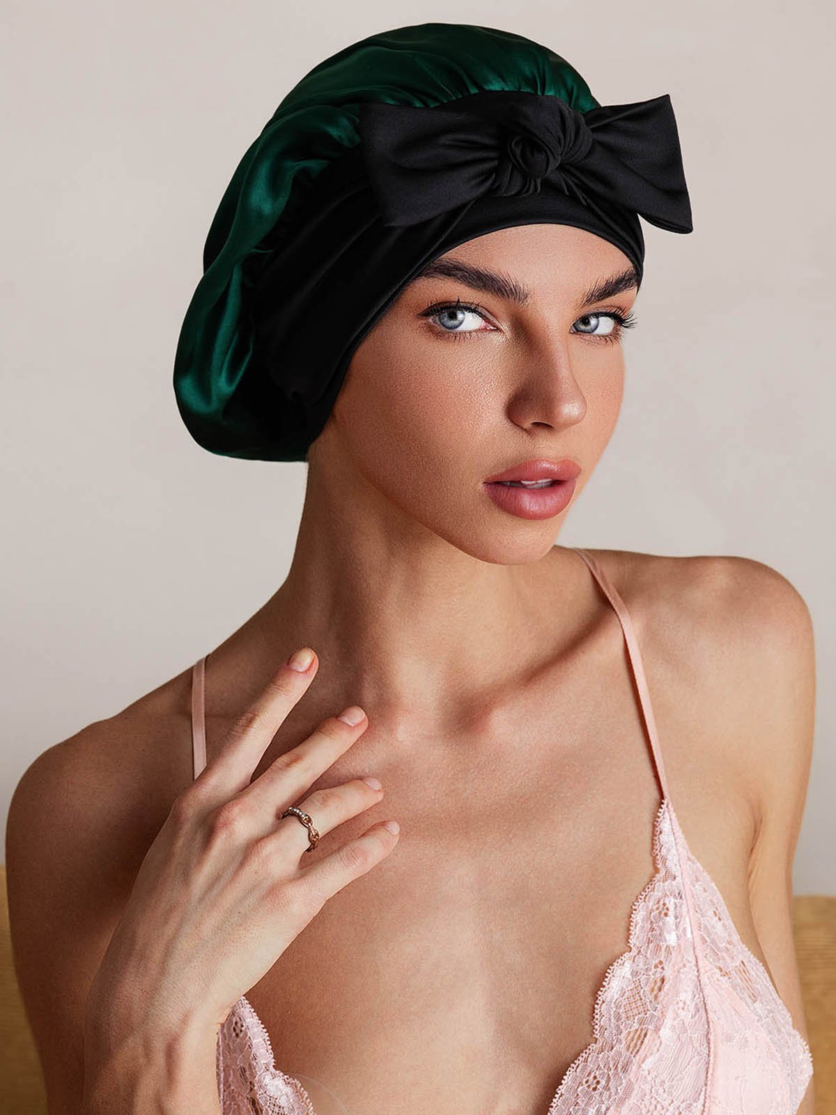 Reine Seide Schleifenbindung Seidenhaube