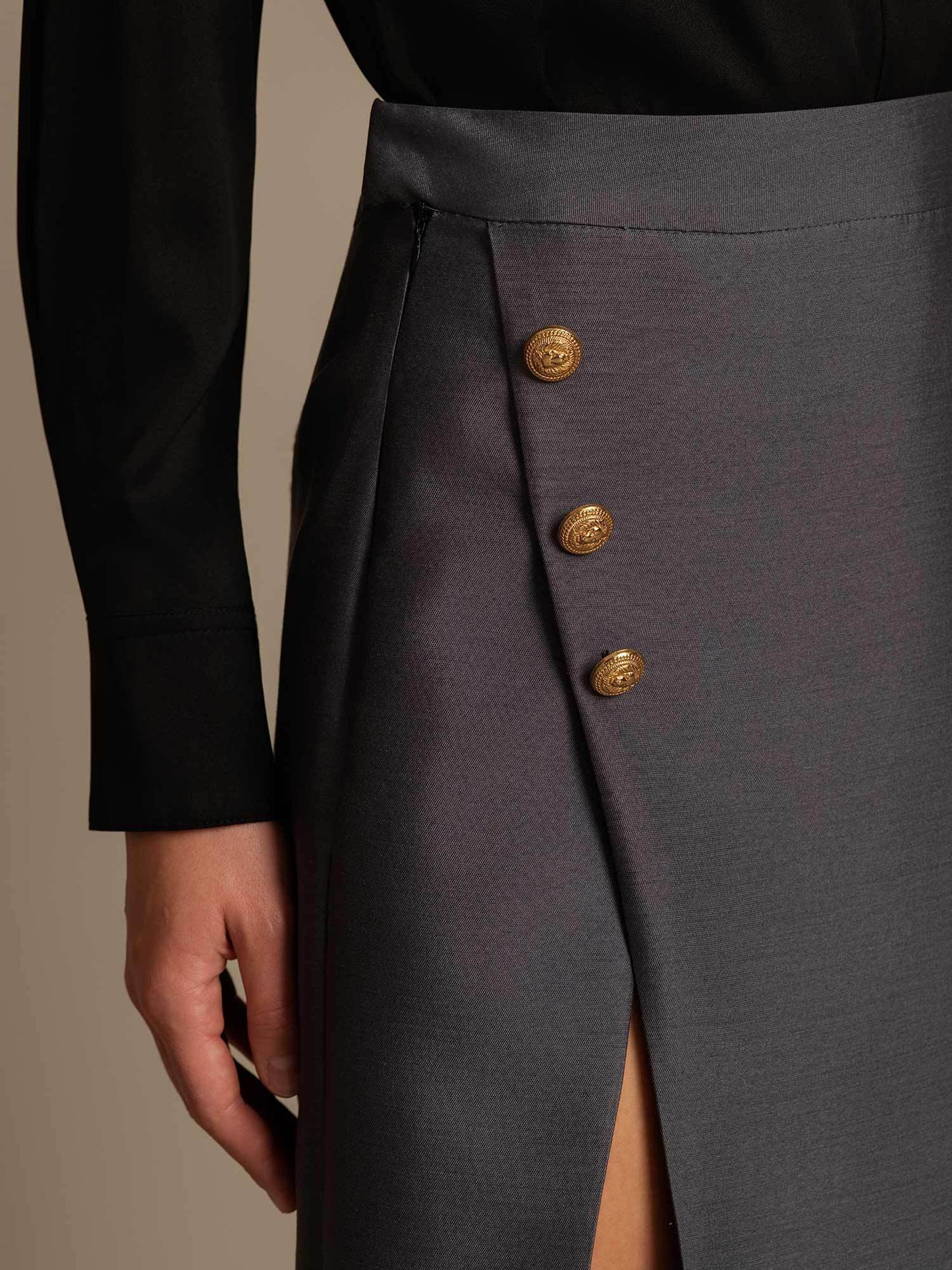 32Momme Seiden-Woll-Mix Midi-Rock mit Schlitz-Design