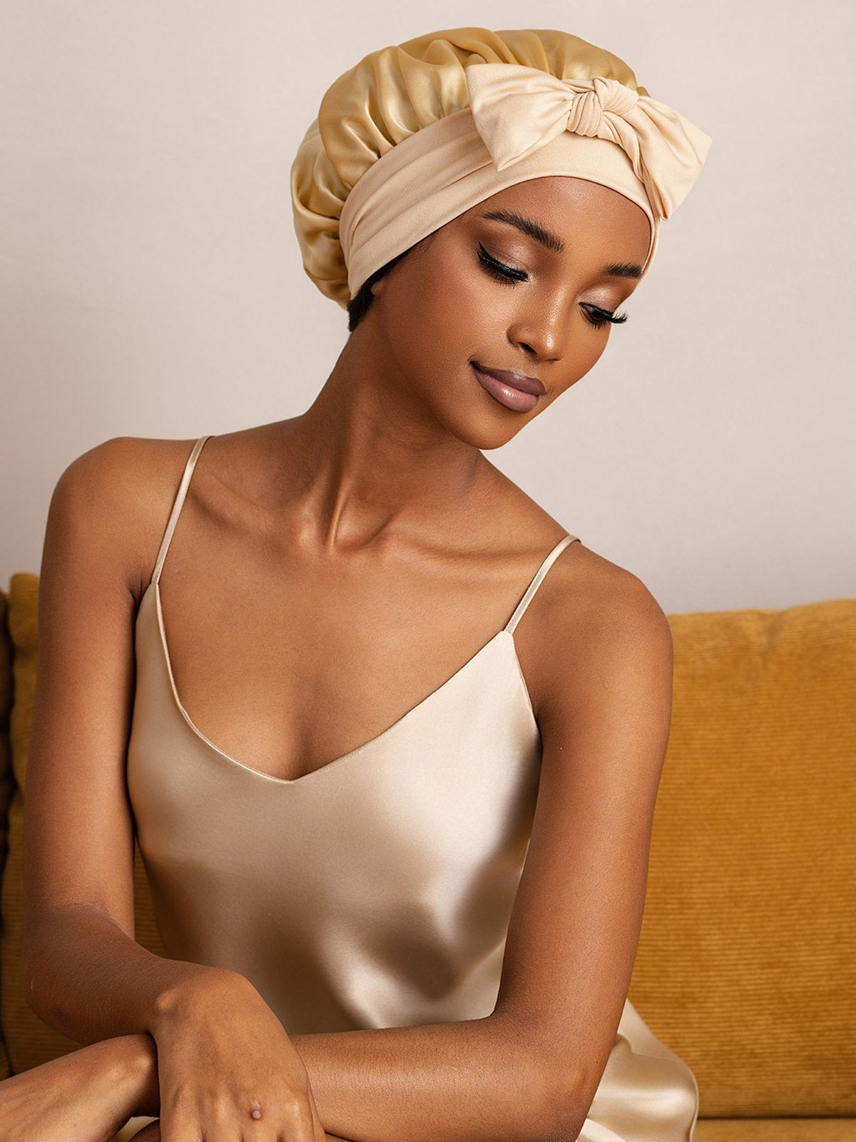 Reine Seide Schleifenbindung Seidenhaube