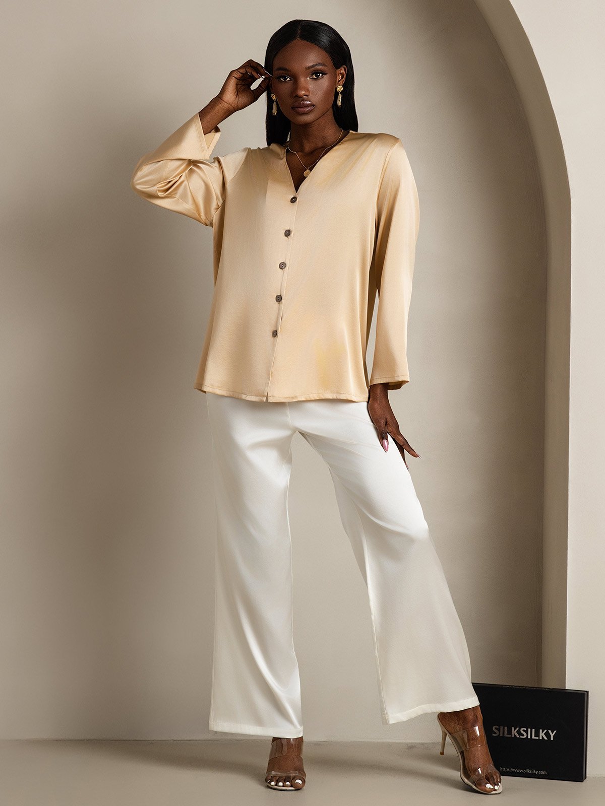 19Momme Seide Langärmelig V-Ausschnitt Hemd