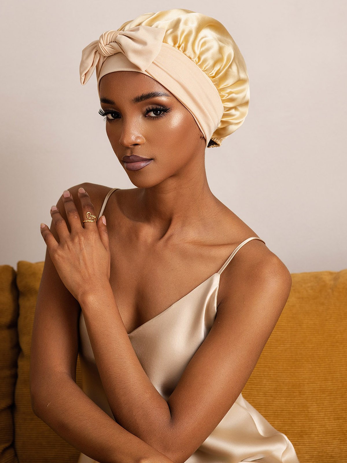 Reine Seide Schleifenbindung Seidenhaube