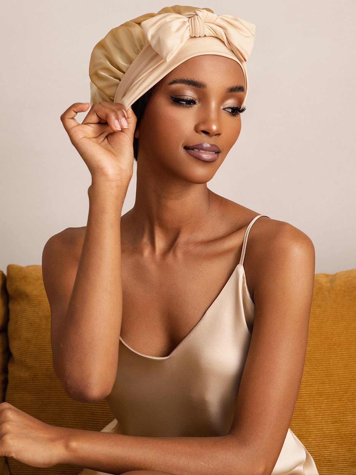 Reine Seide Schleifenbindung Seidenhaube