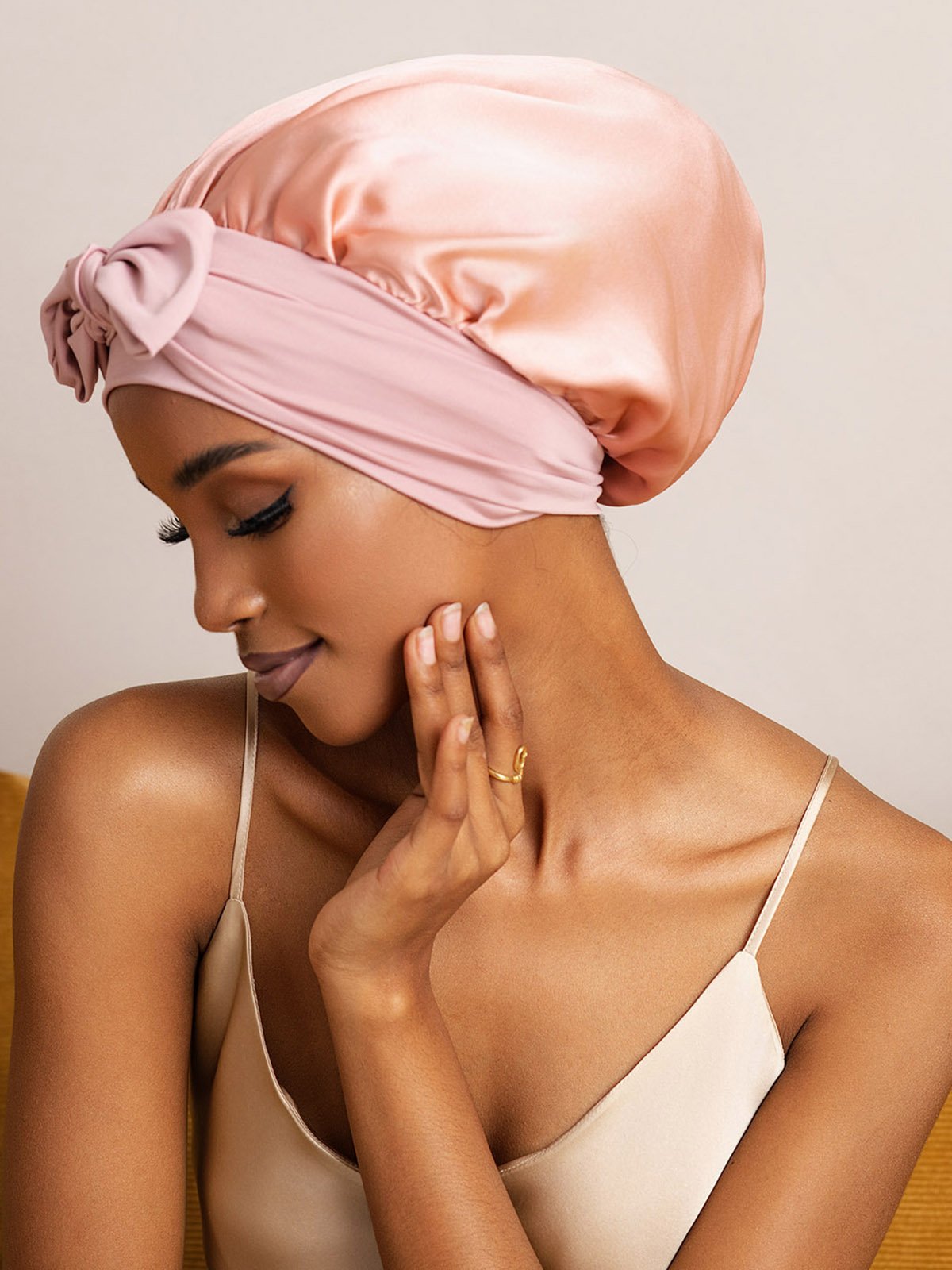 Reine Seide Schleifenbindung Seidenhaube