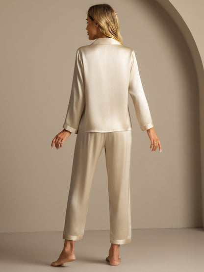 Reine Seide Knöpfe Damen Pyjamas